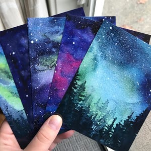 Aquarelle cartes postales galaxie - lot de 5 - art nébuleuse aurore aurore boréale peinture art cartes postales cartes colorées espace étoiles ciel tirages