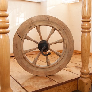 Vintage spinning wheel part, Wooden wheel, Rustic decor, Round wall hanging, Wall hanging, Wall Decor, Primitives rustic decor, Home decor
