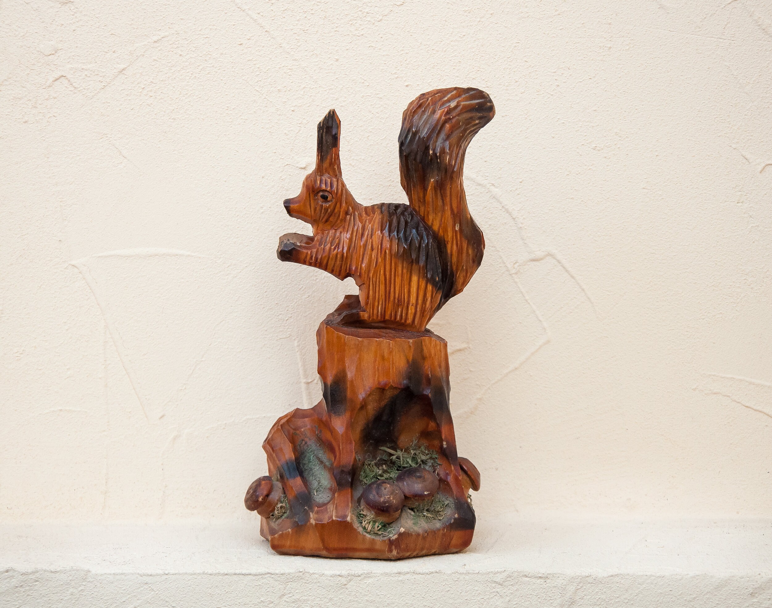 木製リス、ヴィンテージ彫刻木製リス、リスの置物、手作りリス彫刻