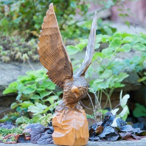 Wooden eagle. Vintage Eagle figure. Wood eagle sculpture. Wooden eagle statue hand carved. Wooden Eagle СССР. Eagle. Home Decor. Decor.