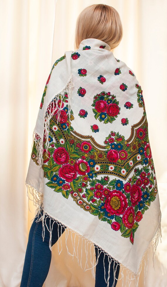 Ukrainian Vintage shawl. Wedding shawl. Babushka Hust… - Gem