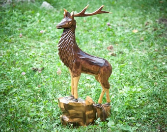 Wooden deer. Vintage Deer figure. Wood deer sculpture. Wooden deer statue hand carved. Deer СССР. Home Decor. Wooden animals