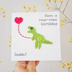 Cartão de crochê de dinossauro feito à mão personalizado, cartão de aniversário de dinossauro, cartão de aniversário T-Rex, cartão de aniversário personalizado para crianças, novo cartão de bebê,