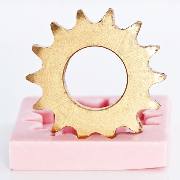 Silicone Mold - Large Gear Mould for resin, clay, sculpey, fimo, steam punk gothic embellishments  (801)