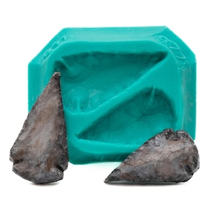 Arrowhead silicone mold create two arrow heads for jewelry, charms, cupcake toppers, candies, mints - food safe mold - craft mold  (977)