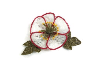 Broche fleur au crochet, blanc et fuchsia, cadeau unique pour maman, cadeau fête des mères, dentelle à l'aiguille turque, accessoire Oya