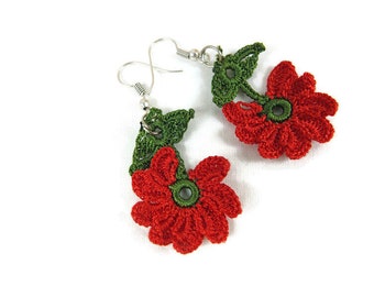 Boucles d'oreilles fleur rouge, boucles d'oreilles pendantes au crochet, boucles d'oreilles en dentelle, bijoux au crochet, bijoux d'été bohème chic