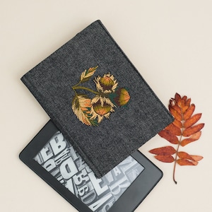 Kobo Libra Clara Case – Grey Denim Cover with Embroidered Hazelnut – Handmade Personalised Kobo Elipsa Glo Cover