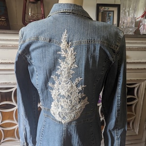Upcycled Denim Jacket -Women&#39;s Large - Lacey Hand Applique