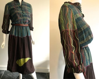 Vintage 70s Graphic Dress // size 14 AU