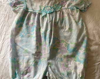 Gorgeous Vintage 80s Romper / Size 1