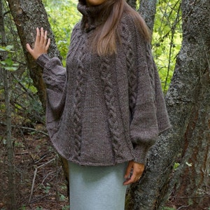 Olgas Poncho PDF Strickanleitung in Sm (petite), Med und Lg (Tall) Größen