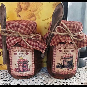Handmade Pantry Distressed VERY Primitive Rustic Farmhouse Grungy Distressed Pint Mason Jar BLACKBERRY Jam or CHERRY Jelly Wooden Spoon