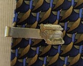 Typewriter tiebar, tie rack, Robbins Co. Attleboro, MA, vintage