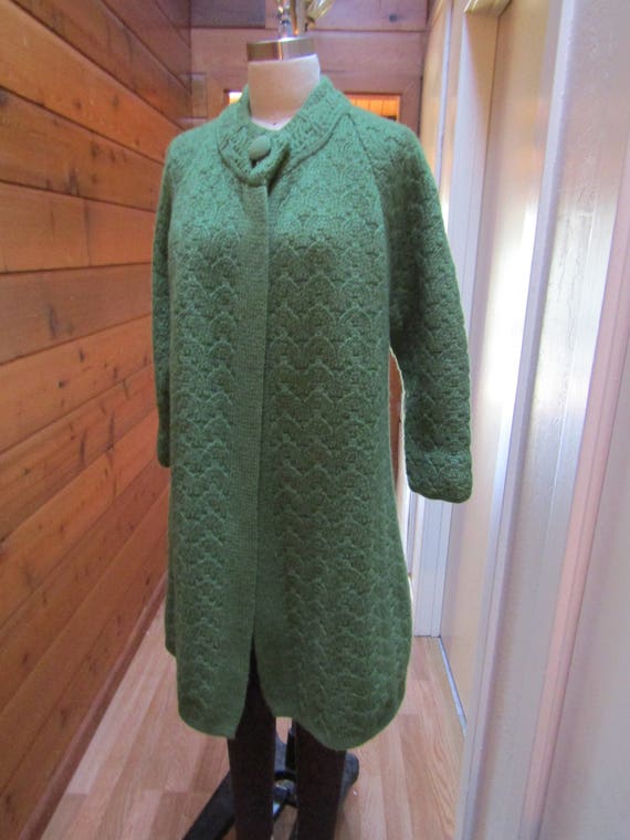 Vintage 1950's Thick Wool Cable Hand Knit Sweater… - image 4