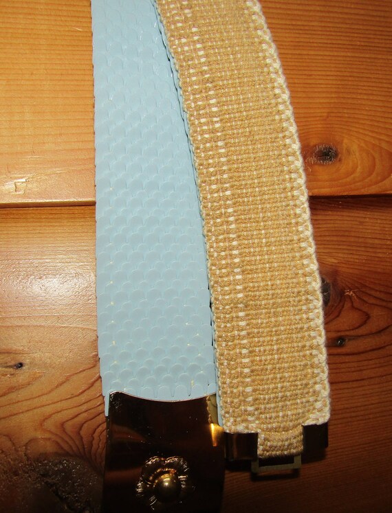 Vintage 1970's Sky Blue Scaled Stretchy Belt with… - image 3