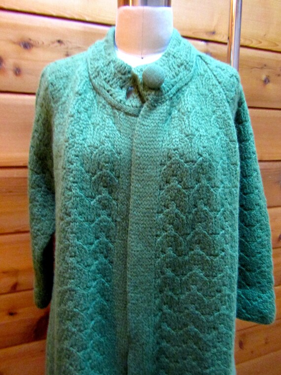 Vintage 1950's Thick Wool Cable Hand Knit Sweater… - image 9