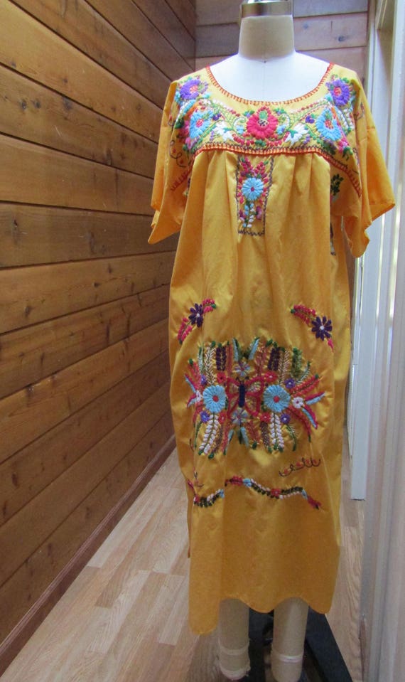 Vintage Boho 1960's Yellow Cotton Embroidered Mex… - image 1