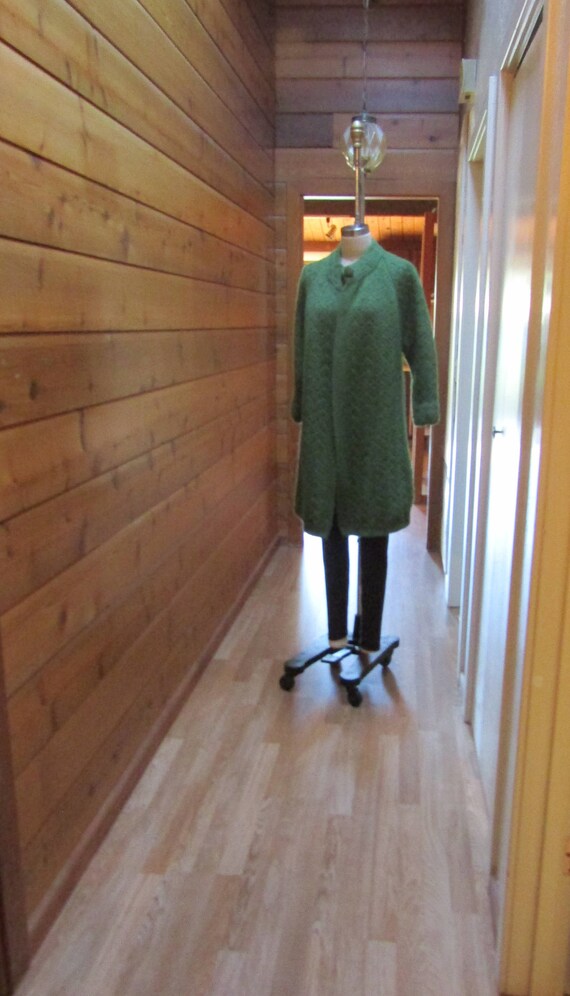 Vintage 1950's Thick Wool Cable Hand Knit Sweater… - image 1