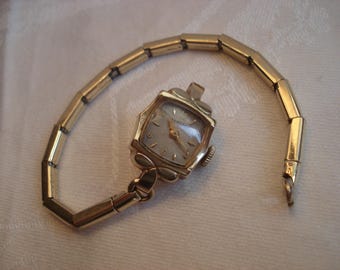 Vintage 1950s 10K Gold Hamilton Ladies Mechanical Cocktail  display picture 3