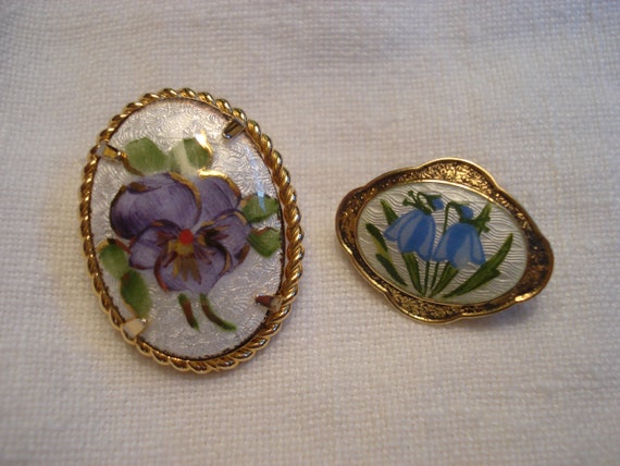 AJ Gold Filled Guilloche Pansy Brooch and Scandina