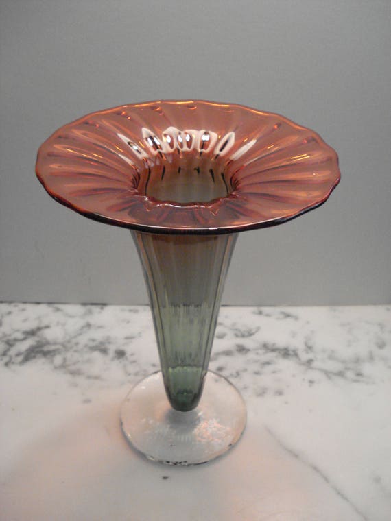 Art Glass Signed Trumpet Flower Flared Vase Etsy