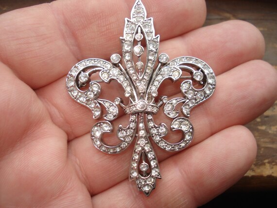 Kenneth Jay Lane, KJL, Fleur de Lis Pin - image 9