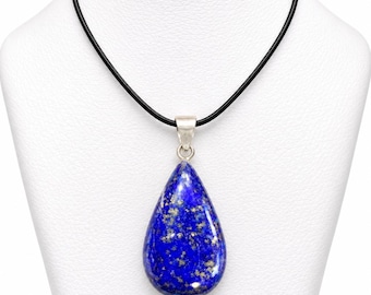 Halskette mit Anhänger aus natürlichem königsblauem Lapislazuli mit goldenen Pyriteinschlüssen, tropfenförmiger Edelsteinschmuck, schwarze Kordel, einzigartiges Geschenk