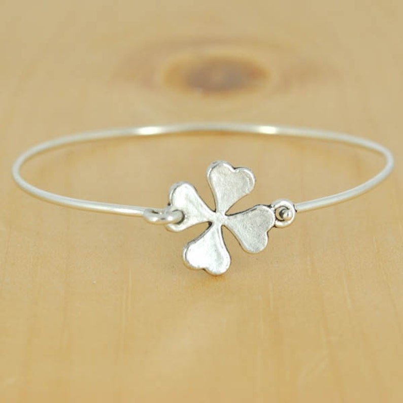 Sterling silver clover bracelet Clearance