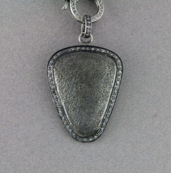 Pavé de diamant diamant diamant pendentif, pendentif Designer pavé, Pavé fantaisie breloque, fini mat de pavé, pavé de connecteur, argent oxydé. (DCH/[PDT/1011) fdcc50 Pavé de diamant diamant diamant pendentif, pendentif Designer pavé, Pavé fantaisie breloque, fini mat de pavé, pavé de connecteur, argent oxydé. (DCH/[PDT/1011) fdcc50