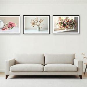 Still Hours Galerie-Wandset | KI-gestützte Blumenkunst (Digitaler Download) Bild 2