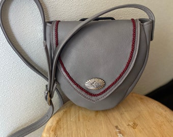 gray pocketbook