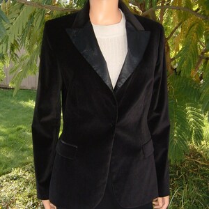 Designer TAHARI Black Cotton Velvet and Satin Single Breasted Jacket with Decorative Hand Stitched Collar Fully Lined Jacket Women's Size 8 image 5