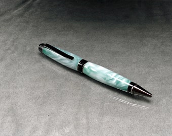 Green Snow Acrylic Cigar Pen with Gunmetal trim