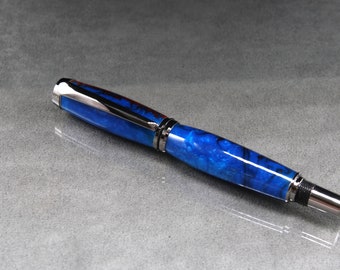 Infrared Acrylic Navigator Fountain Pen with Gunmetal trim