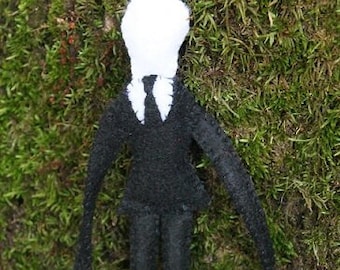 Slenderman doll,handmade felt slenderman doll, creepy decor, desk decor, halloween decorating