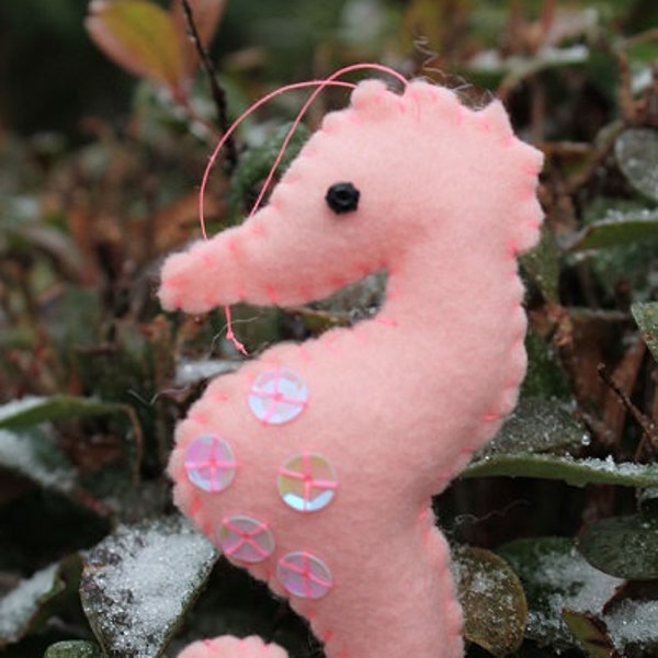 Seahorse Ornament-Felt Pink Seahorse-Beach decor-Ocean ornaments-Sealife-Handmade felt ornaments-Ocean Baby shower-Baby girl ornament