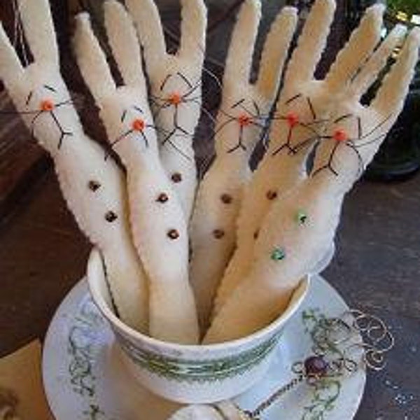 Primitive Rabbits - Etsy
