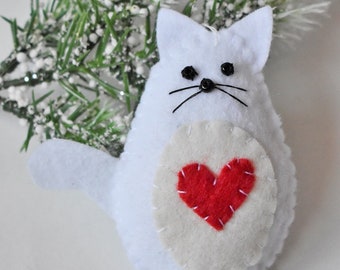 Cat Ornament-Kitty Cat Heart ornament-White cat with heart-Christmas ornaments-Valentine ornaments-Love-Cat lover gift-package decor