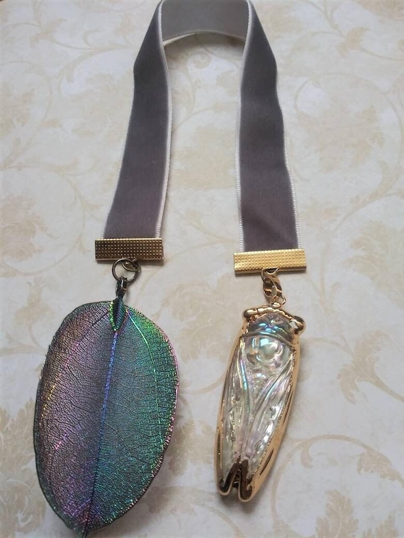 Cicada velvet bookmark-nature bookmark-cicada and leaf-book lovers gift