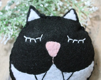 Black Cat ornament-Handmade felt ornament-Christmas ornaments-cat gift-cat decor-cat toy or ornament-black kitty