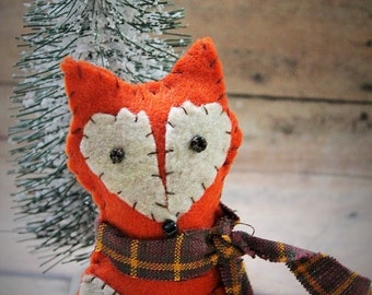Felt fox ornament-Handmade forest friend fox-felt ornament-baby room decor-fox party favors-Fox Christmas ornament-woodland
