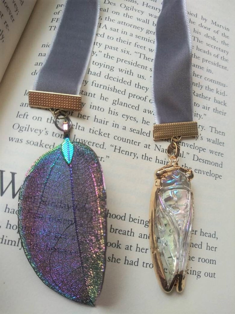 Cicada velvet bookmark-nature bookmark-cicada and leaf-book lovers gift bild 2