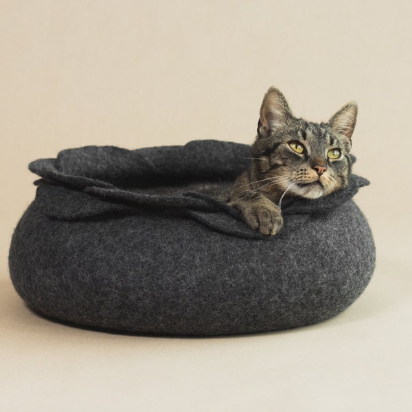 Cat bed, house, cave, charcoal flower felted cat bed