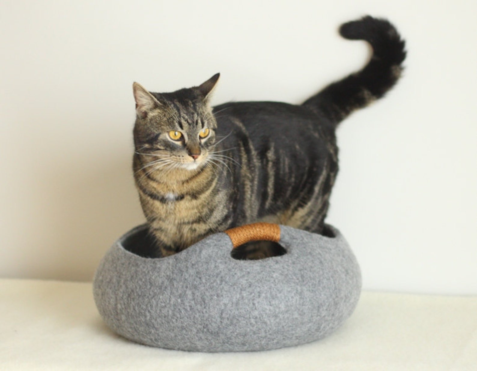 Cat bed/cat house/cat cave/basket felted cat bed Etsy