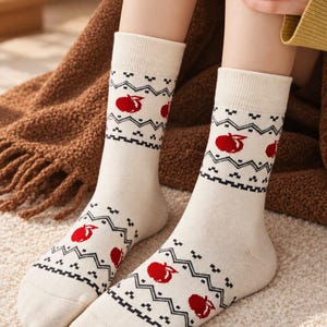 Fair Isle-strumpor för kvinnor, mysiga bomullsblandade rundstrumpor, nordiska vinterstrumpor, sött äpple-, hund- och svampmönster, mjuka strumpor som present till henne
