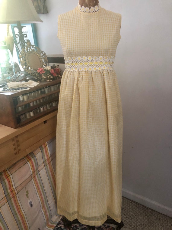 1950s yellow fit and flare true vintage party dre… - image 3