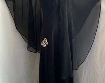 1970s vintage slinky black maxi with matching cape sz s/m