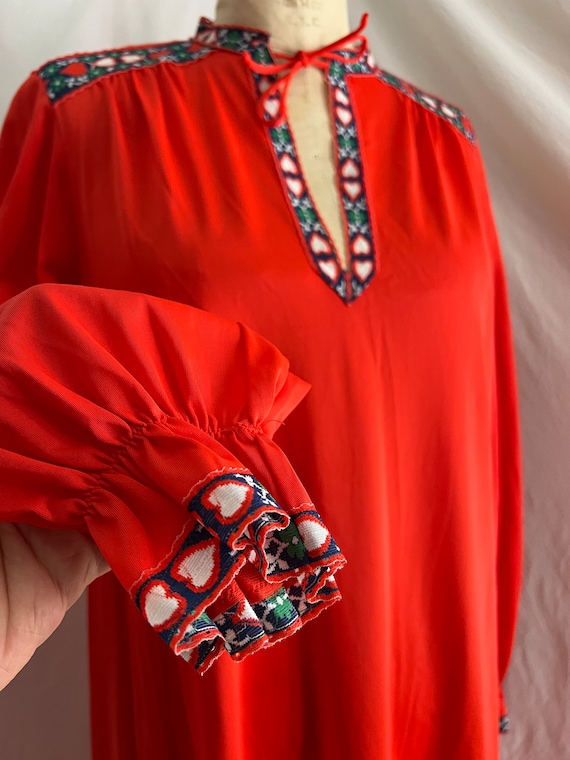 1970s vintage love & hearts nylon maxi dress/Nightgown