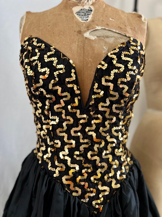 black and gold sweet 16 dress Dreamyannie Black Off the Shoulder Quinceanera Dress Ball Gown Sweet 16  Dress – Dreamyannie UK main image 1
